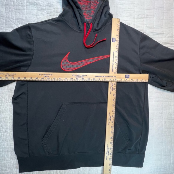 Nike Therma Fit KO Swoosh Camo Hoodie Black / Red Pullover Sweatshirt Size XL - Picture 7 of 10